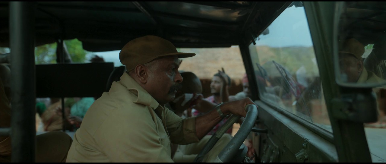 Kantara (2022) AMZN.WEB-DL Hindi + Kan 1080p AVC DDP 5.1 ESub B4uHD.mkv.0002